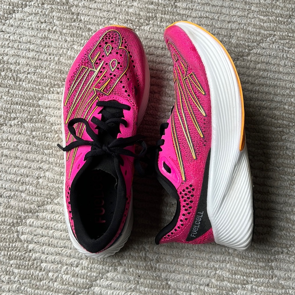 New Balance FuelCell RC Elite Carbon Running Shoes, women size 7.5, gently used